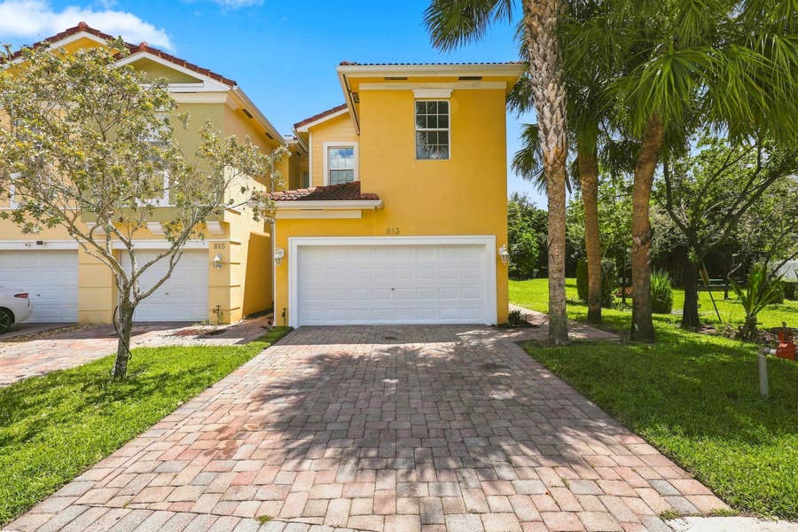 Property photo for 813 Pipers Cay Drive, West Palm Beach, FL