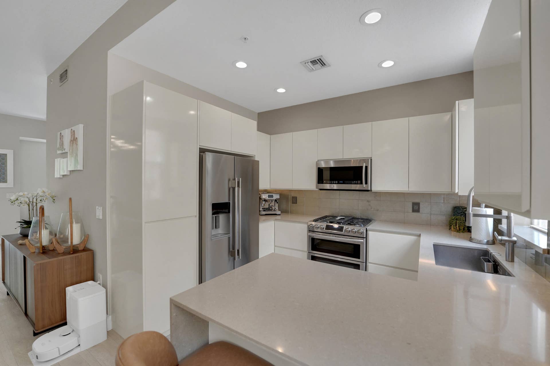 502 NE 7th Avenue, #Unit 1, Fort Lauderdale, FL 33301 Kitchen