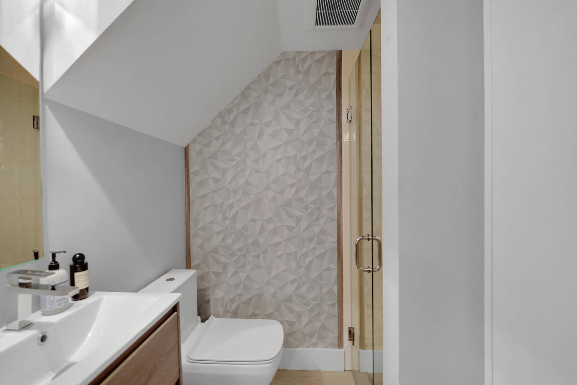 502 NE 7th Avenue, #Unit 1, Fort Lauderdale, FL 33301 Downstairs Bathroom