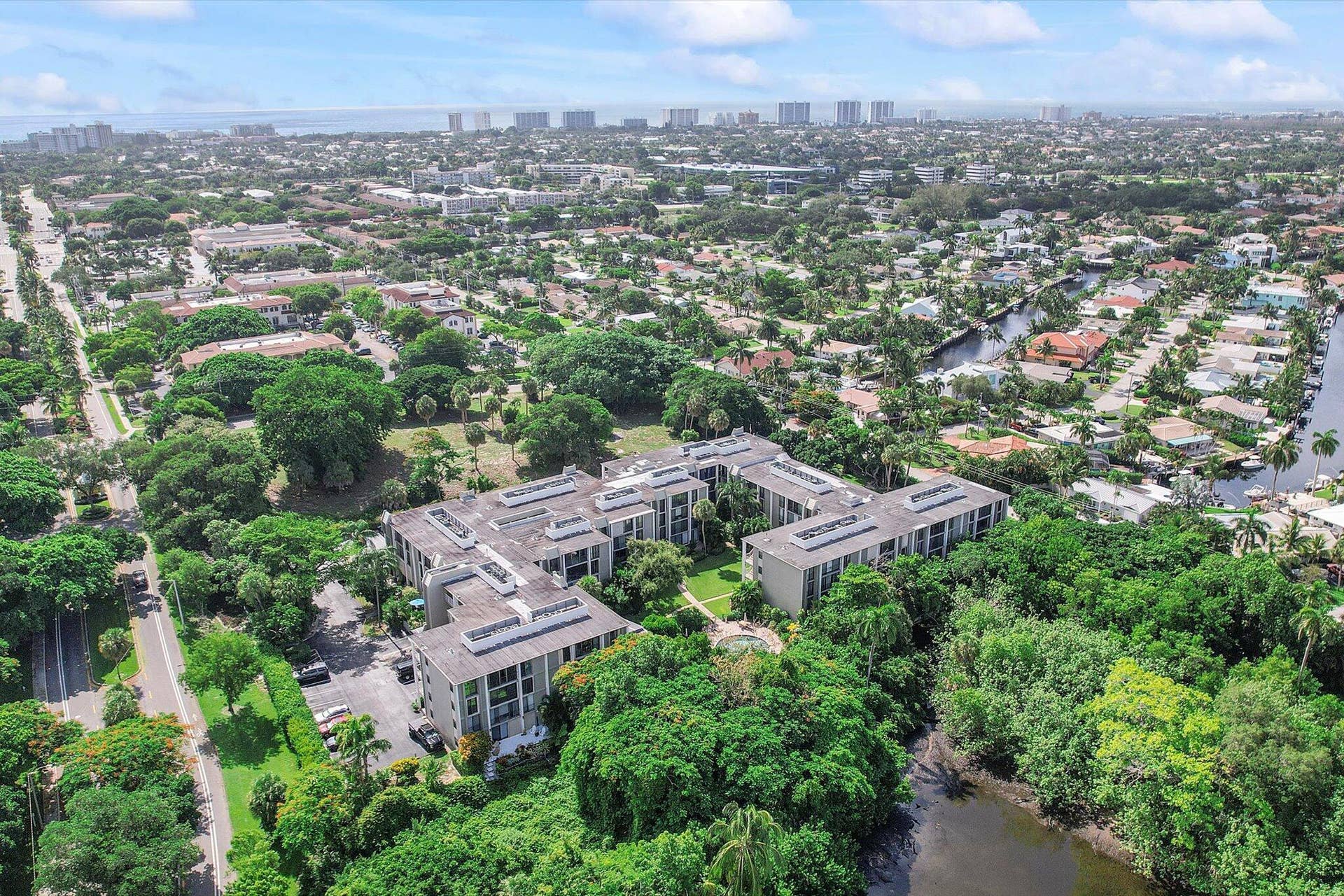 501 SW 11th Place, #418, Boca Raton, FL 33432 37-501 SW 11th Place Apt 418_037