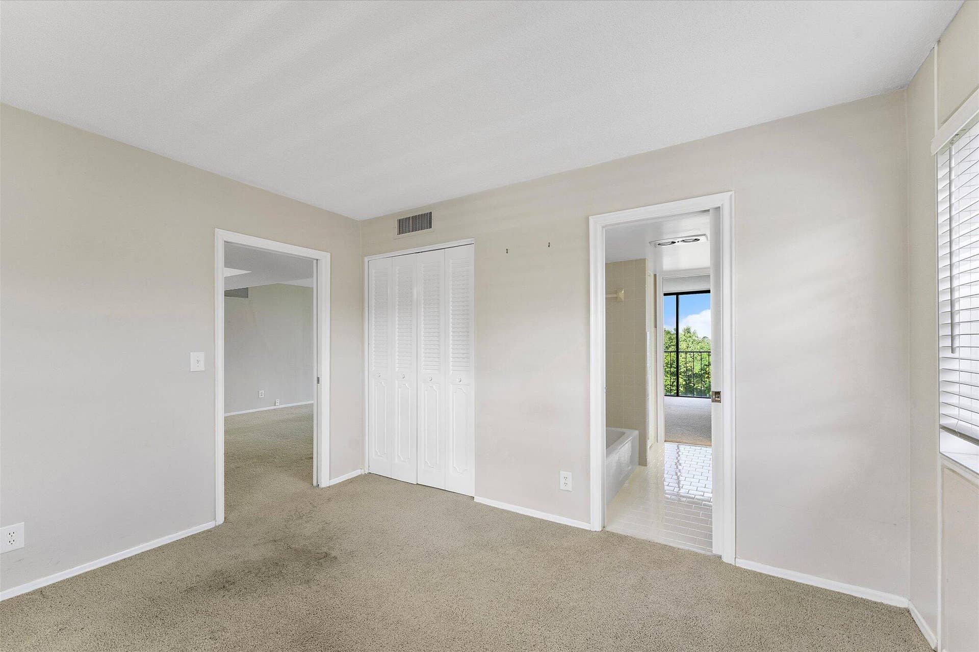 501 SW 11th Place, #418, Boca Raton, FL 33432 45-501 SW 11th Place Apt 418_045