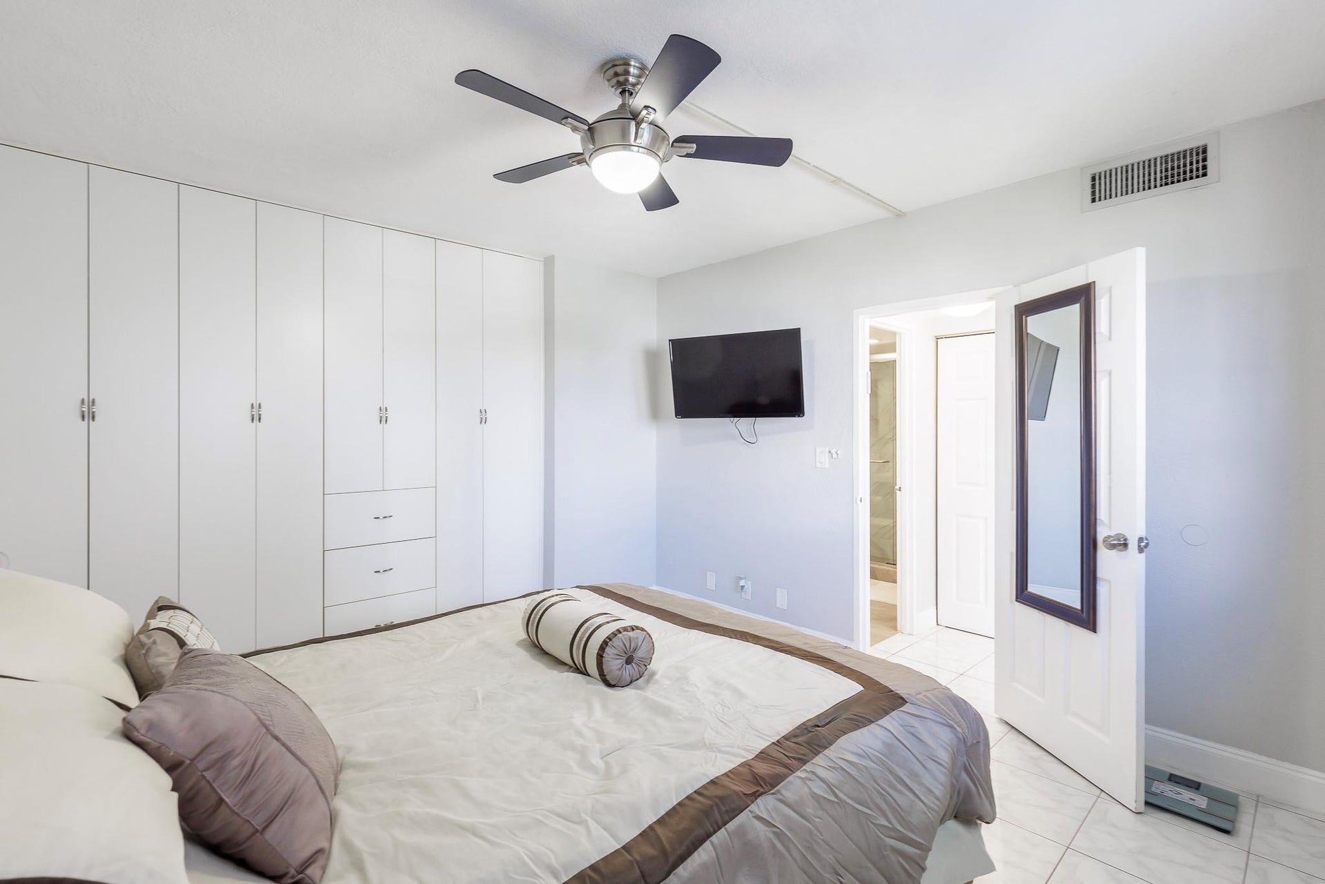 3801 S OCEAN Drive, #10S, Hollywood, FL 33019 Photo 11
