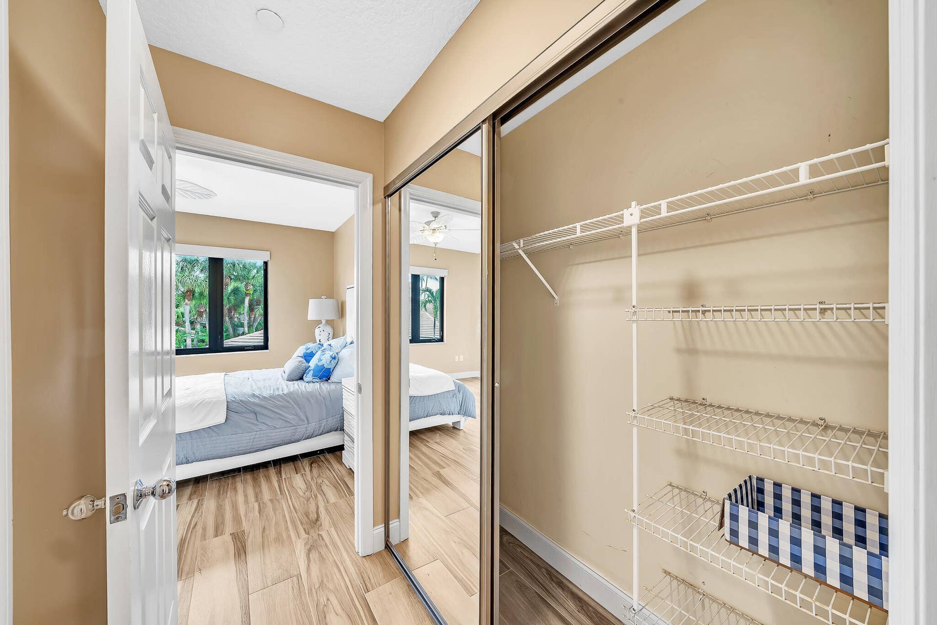 827 OAK HARBOUR Drive, Juno Beach, FL 33408 11 Primary Suite (12)