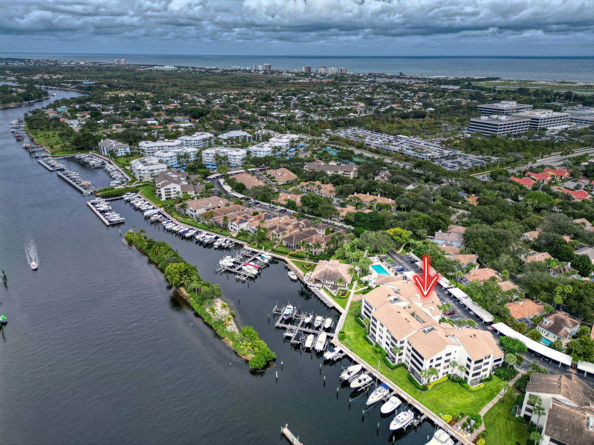 827 OAK HARBOUR Drive, Juno Beach, FL 33408 21 Beach Proximity (2)