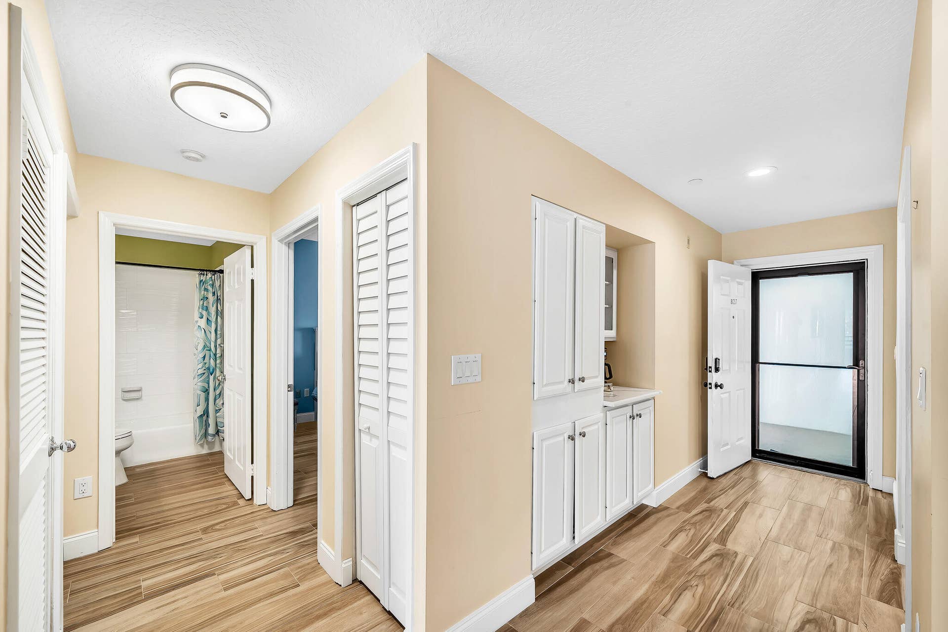 827 OAK HARBOUR Drive, Juno Beach, FL 33408 18 Exit (2)