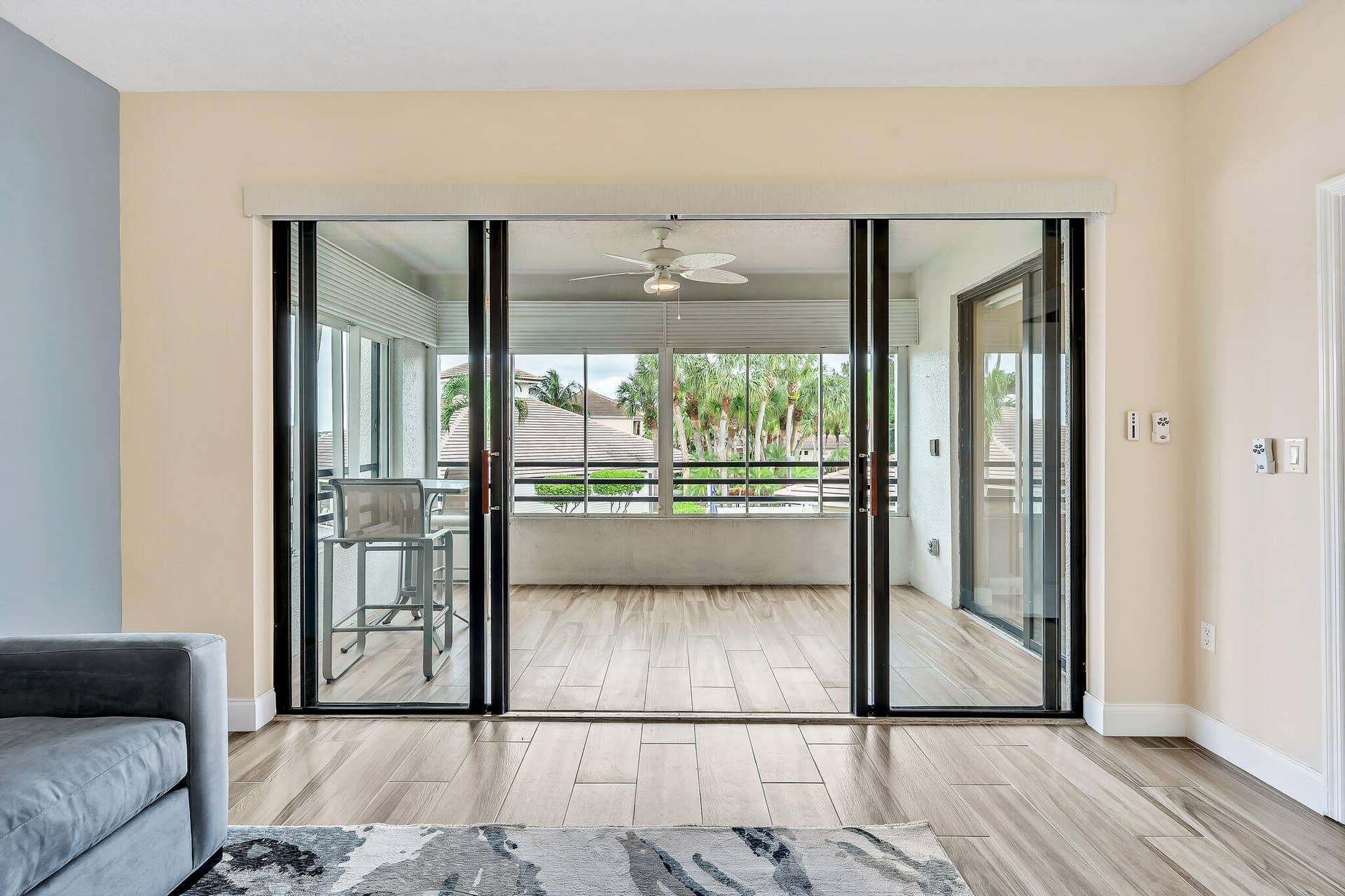 827 OAK HARBOUR Drive, Juno Beach, FL 33408 8 Living Area (3)