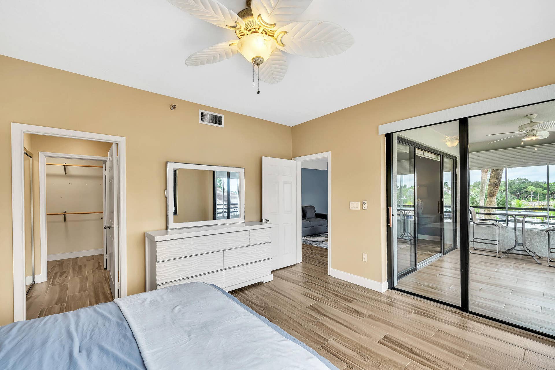 827 OAK HARBOUR Drive, Juno Beach, FL 33408 11 Primary Suite (3)