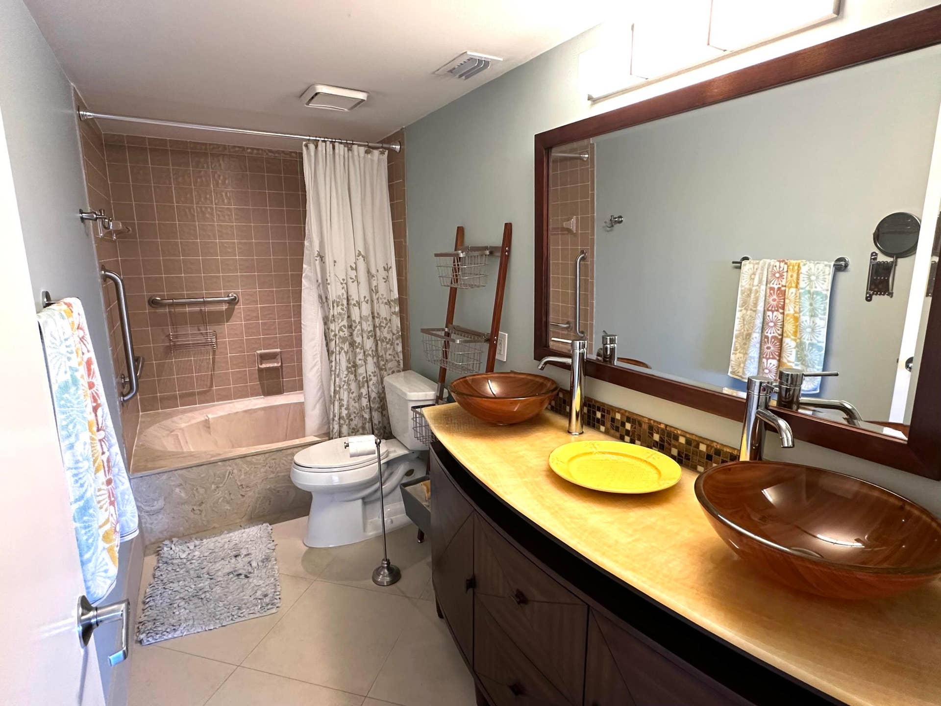 14460 Strathmore Lane, #306, Delray Beach, FL 33446 primary bathroom