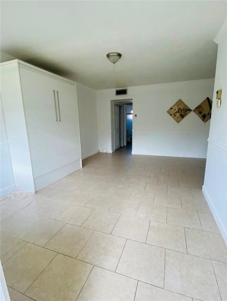 Property photo for 1450 ATLANTIC SHORES Boulevard, #212, Hallandale Beach, FL