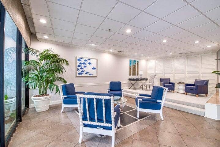 1300 S Highway A1A, #303, Jupiter, FL 33477 3