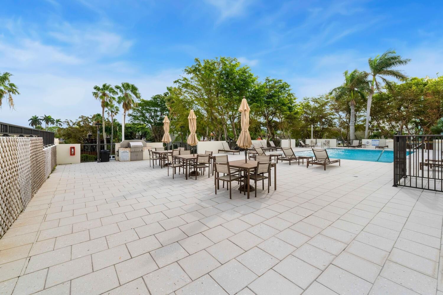 340 Sunset Drive, #806, Fort Lauderdale, FL 33301 Photo 37