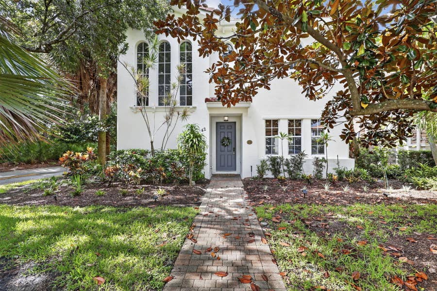Property photo for 42 Stoney Drive, Palm Beach Gardens, FL