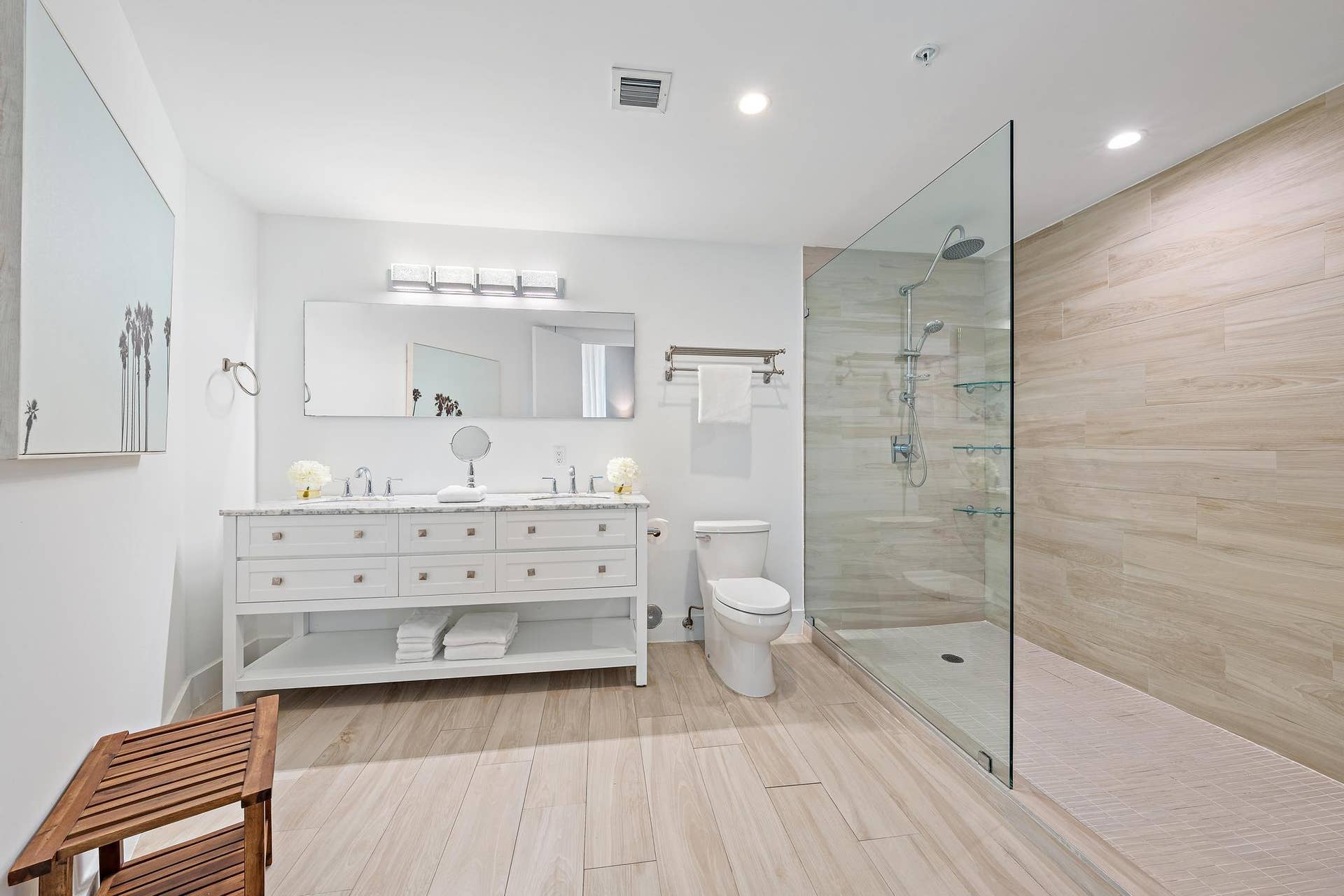 106 Inlet Way, #105, Palm Beach Shores, FL 33404 Primary Bath