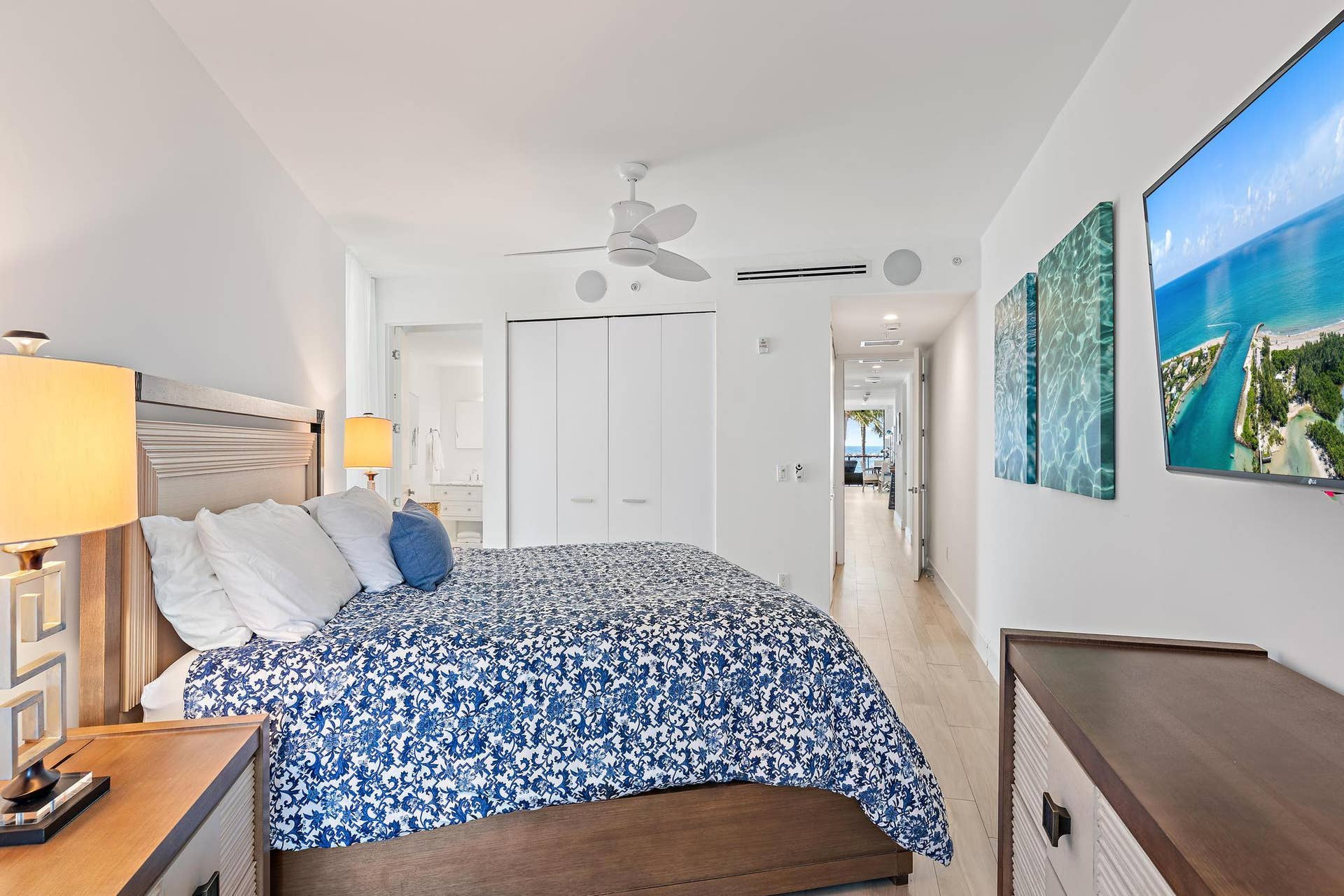 106 Inlet Way, #105, Palm Beach Shores, FL 33404 Primary Bedroom
