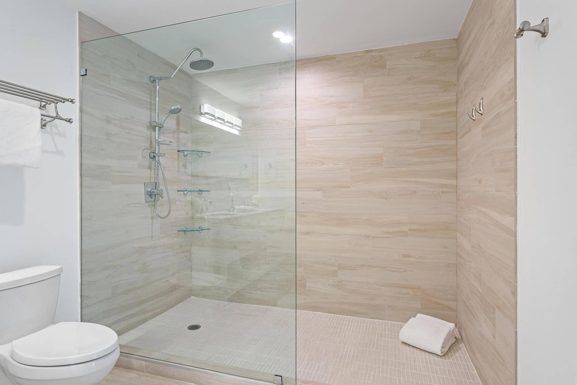 106 Inlet Way, #105, Palm Beach Shores, FL 33404 106 Inlet Way unit 105-5