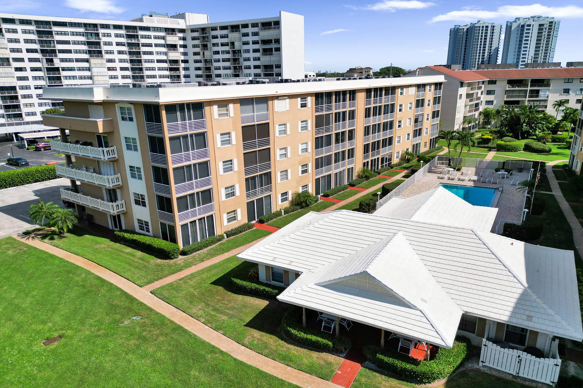 308 GOLFVIEW Road, #406, North Palm Beach, FL 33408 DJI_0526