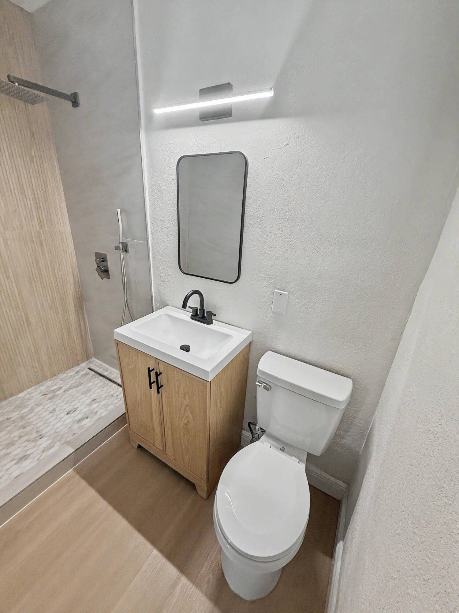 150 SE 5TH Court, Pompano Beach, Pompano Beach, FL 33060 master bath