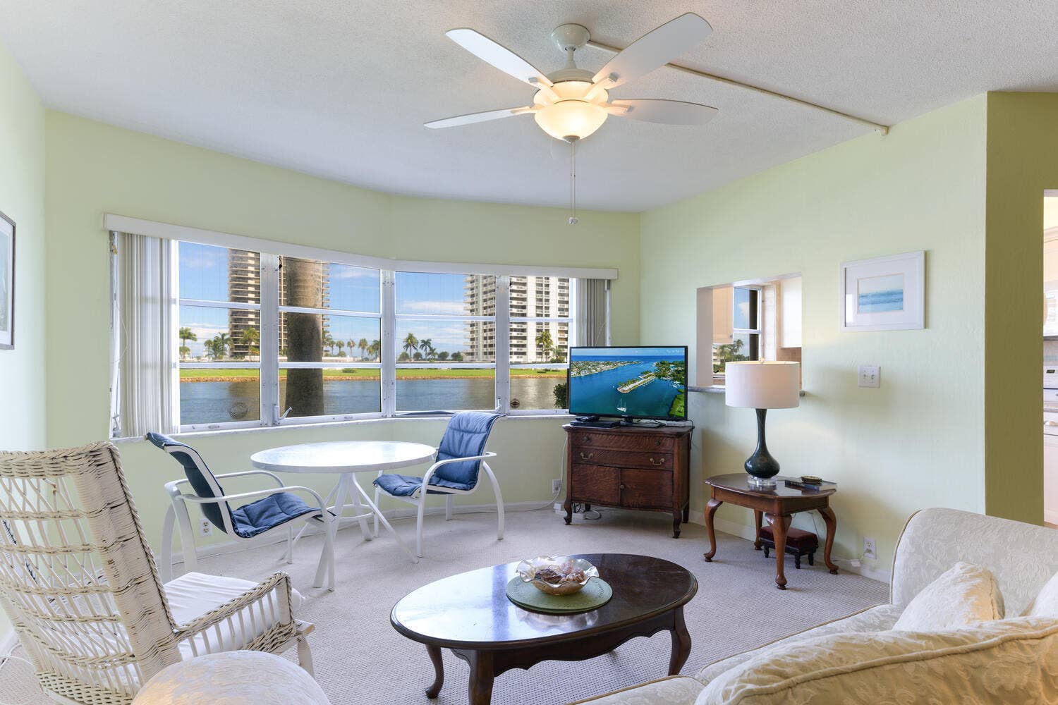 28 Yacht Club Drive, #109, North Palm Beach, North Palm Beach, FL 33408 FAMILY ROOM