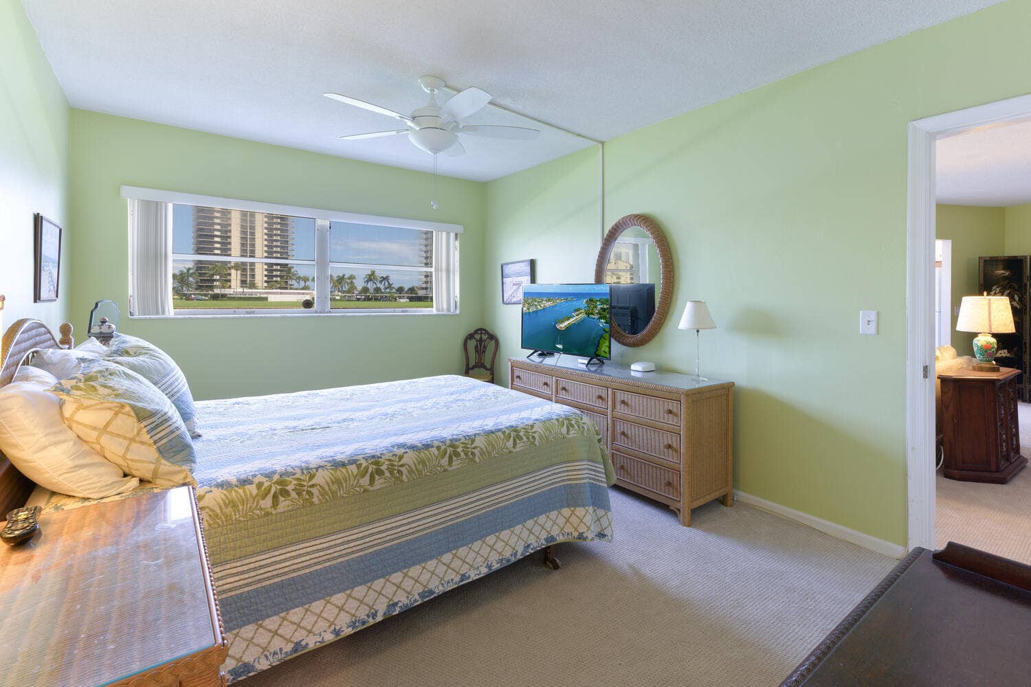 28 Yacht Club Drive, #109, North Palm Beach, North Palm Beach, FL 33408 MASTER BEDROOM