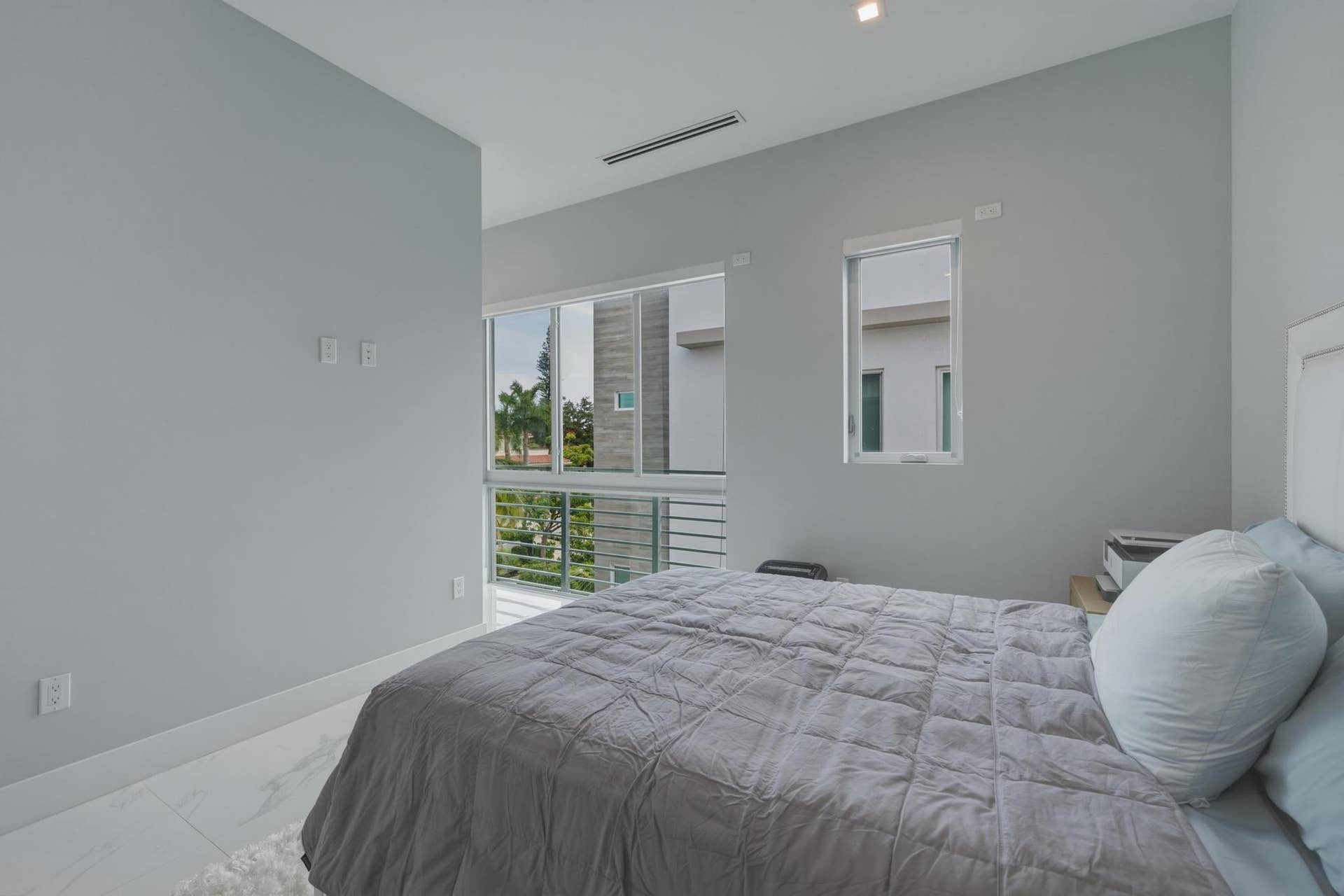 Secondary Bedroom (3)