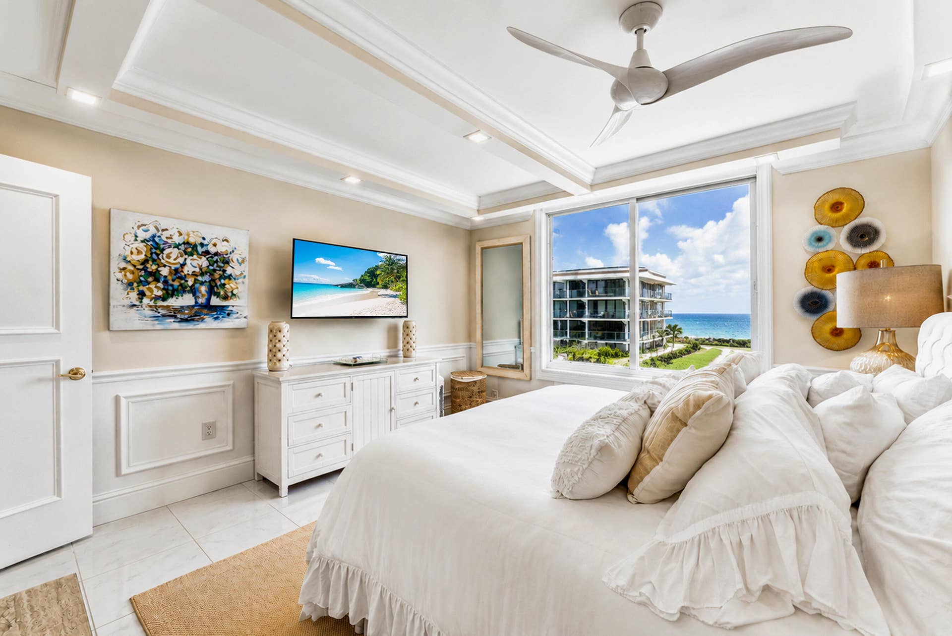 King size Bed in the Master