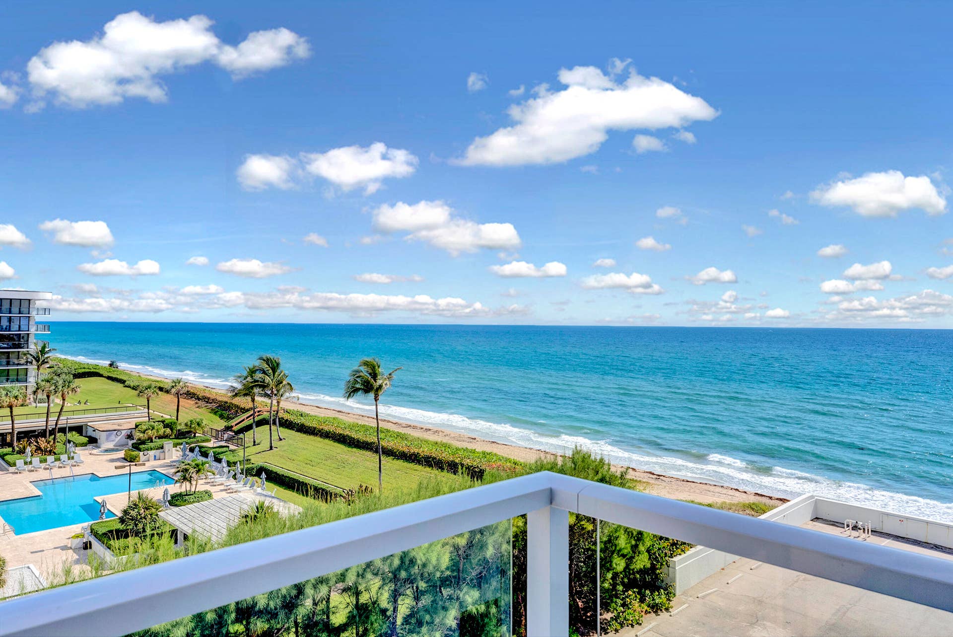 Wake up each day to south Florida splendors