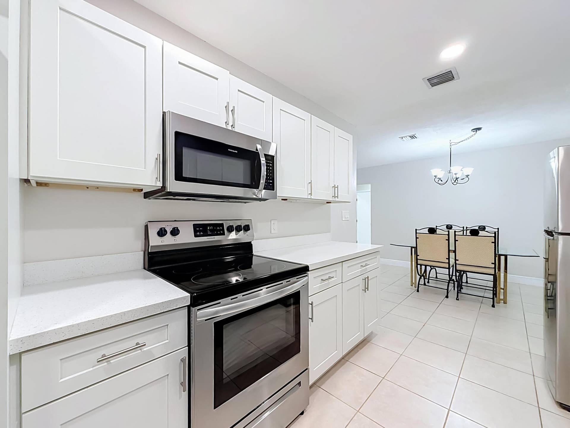 3801 NE 4th Avenue, Pompano Beach, FL 33064 11_beyc6a9564ddb88a9