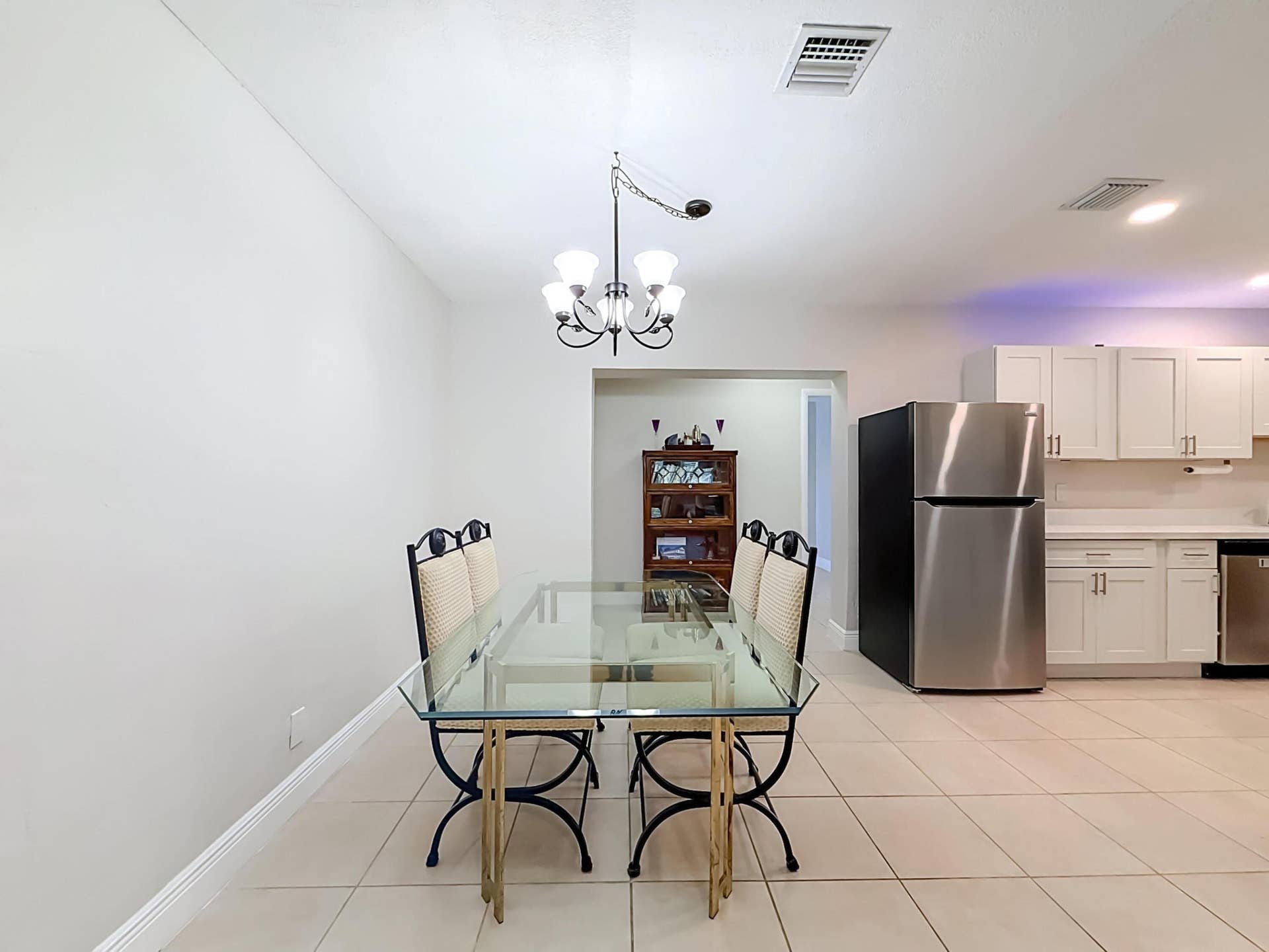 3801 NE 4th Avenue, Pompano Beach, FL 33064 07_beyc6a9564cd9b6f1