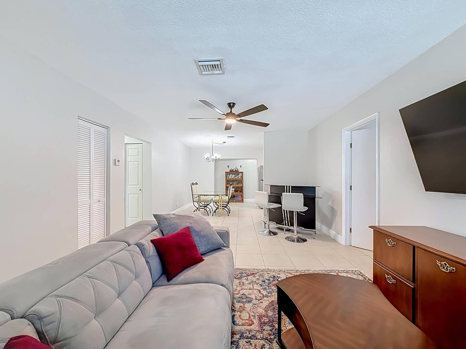 3801 NE 4th Avenue, Pompano Beach, FL 33064 03_beyc6a9564c0c313e