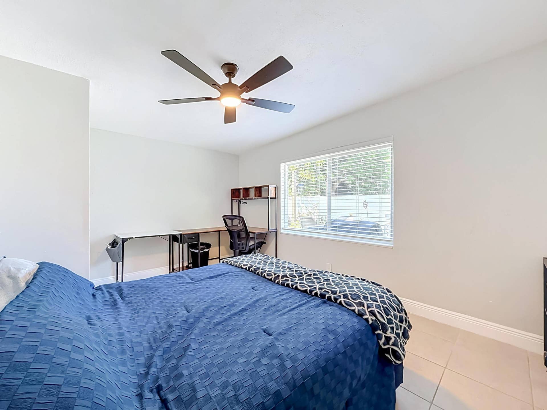 3801 NE 4th Avenue, Pompano Beach, FL 33064 23_beyc6a9565054f13d