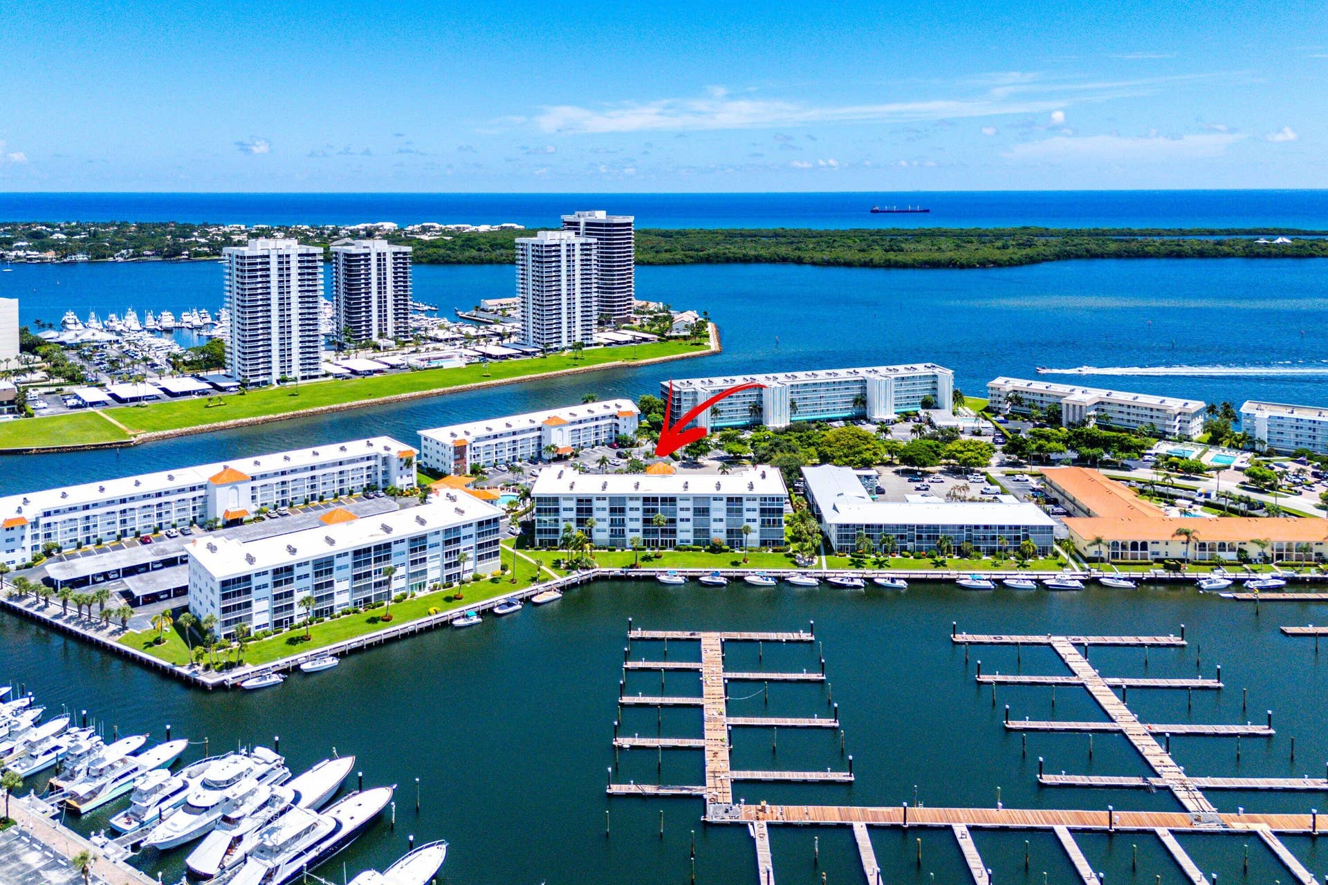 29 Yacht Club Drive, #304, North Palm Beach, FL 33408 046-29YachtClubDrive-304-NorthPalmBeach-