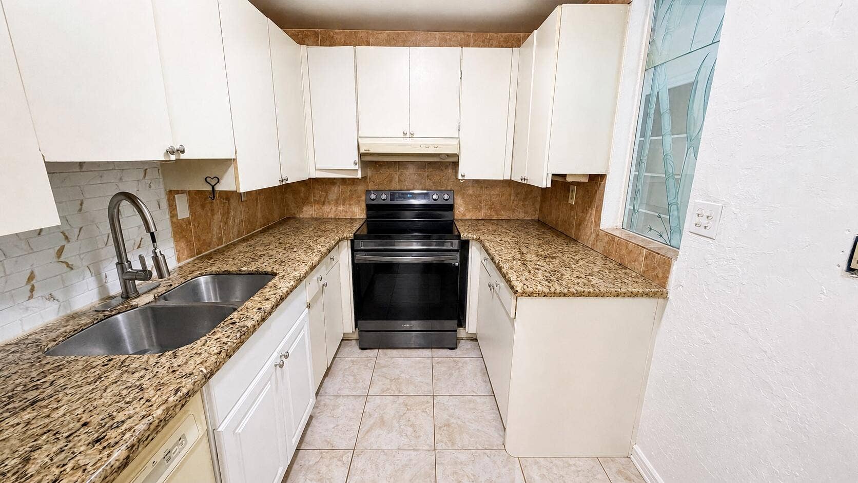 360 NW 65TH Avenue, Plantation, FL 33317 IMG_3930_edited
