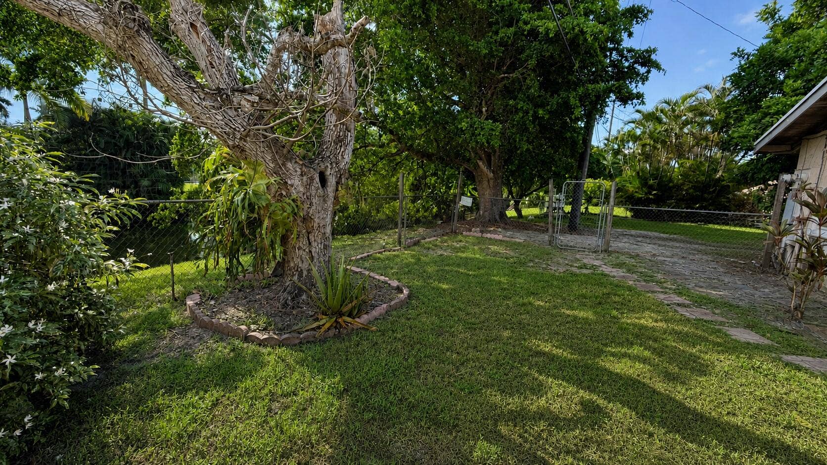 360 NW 65TH Avenue, Plantation, FL 33317 IMG_3918_edited_v2