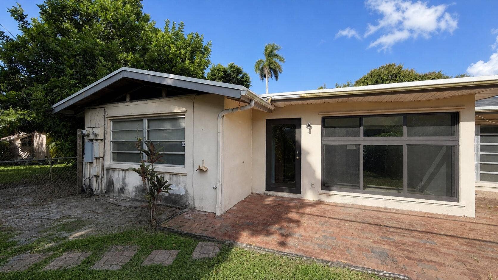 360 NW 65TH Avenue, Plantation, FL 33317 IMG_3923_edited_v2