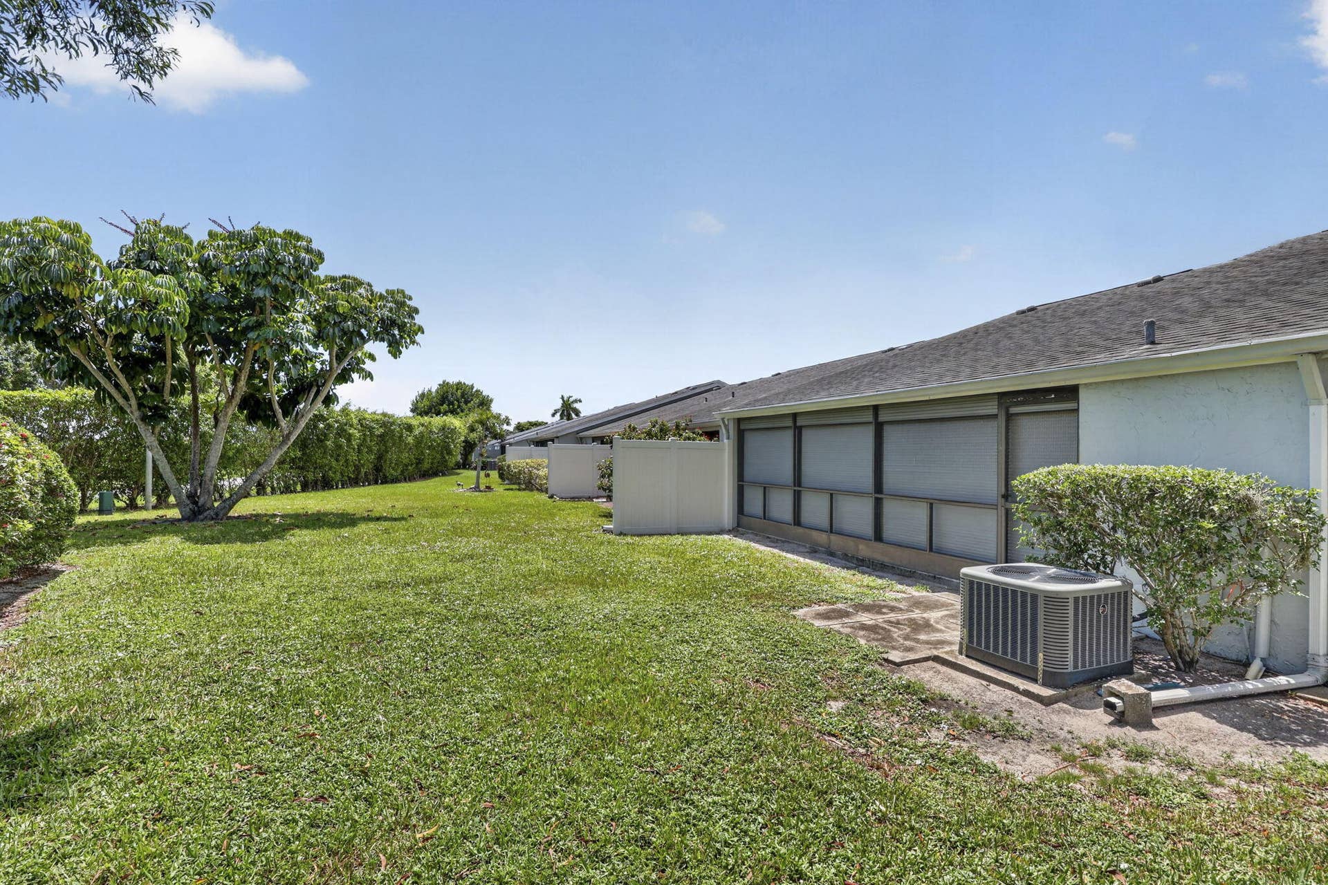 2641 Gately Drive W, #1301, West Palm Beach, FL 33415 38-web-or-mls-037_BS1A6328