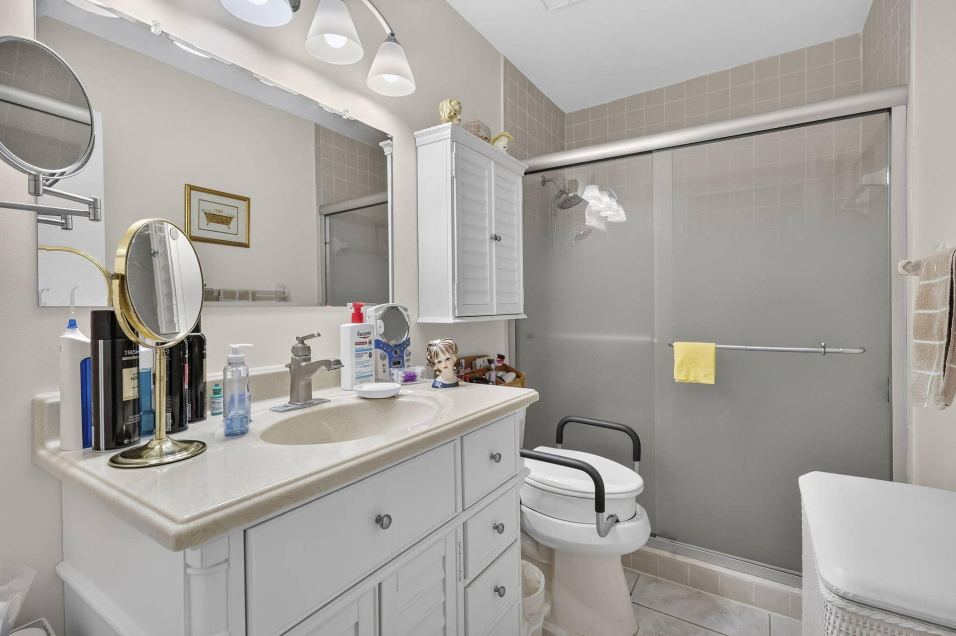 2641 Gately Drive W, #1301, West Palm Beach, FL 33415 28-web-or-mls-027_BS1A6408