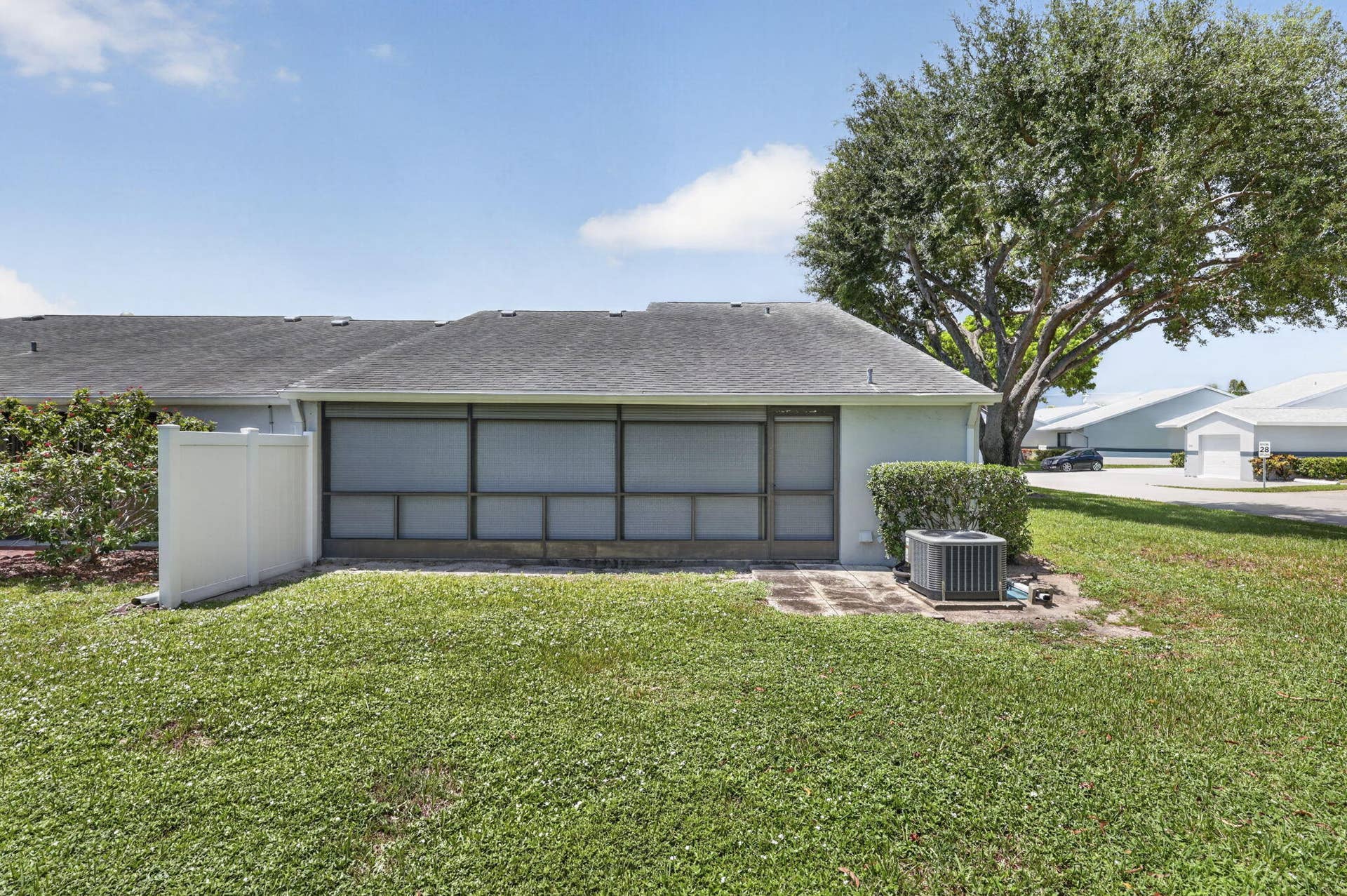 2641 Gately Drive W, #1301, West Palm Beach, FL 33415 39-web-or-mls-038_BS1A6334