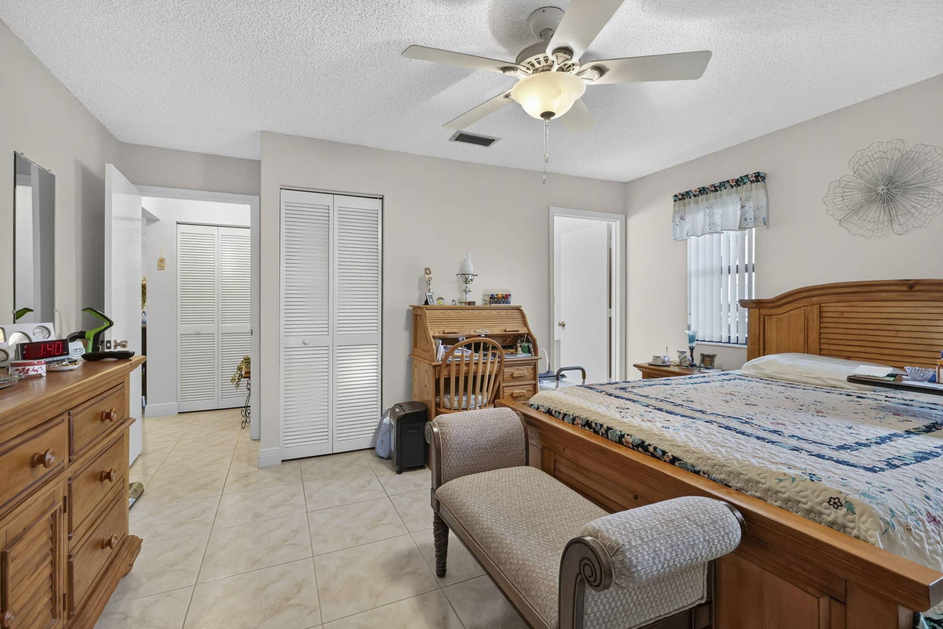 2641 Gately Drive W, #1301, West Palm Beach, FL 33415 27-web-or-mls-041_BS1A6434