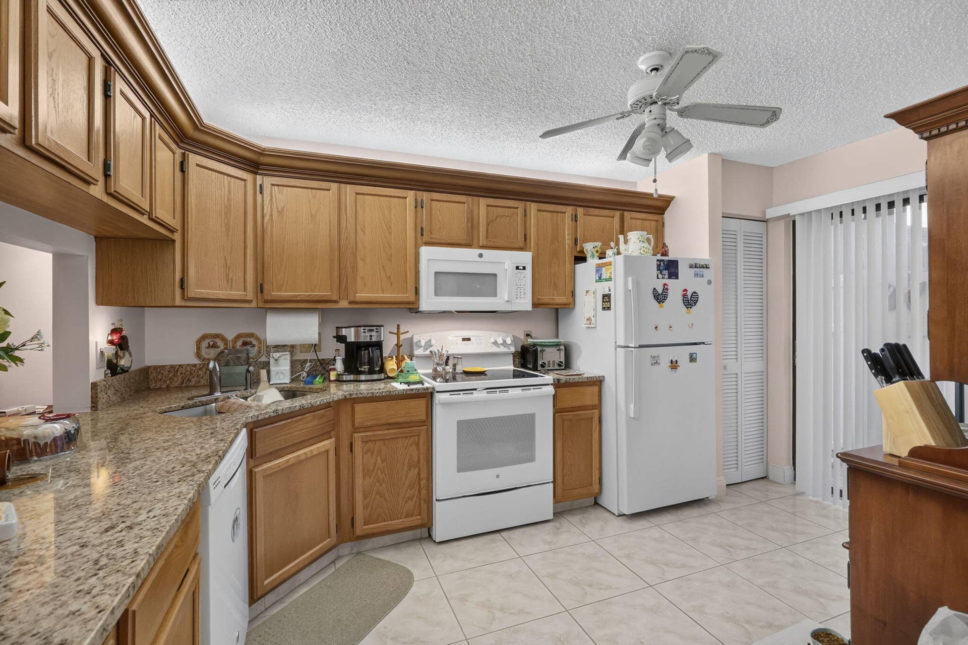 2641 Gately Drive W, #1301, West Palm Beach, FL 33415 20-web-or-mls-020_BS1A6468