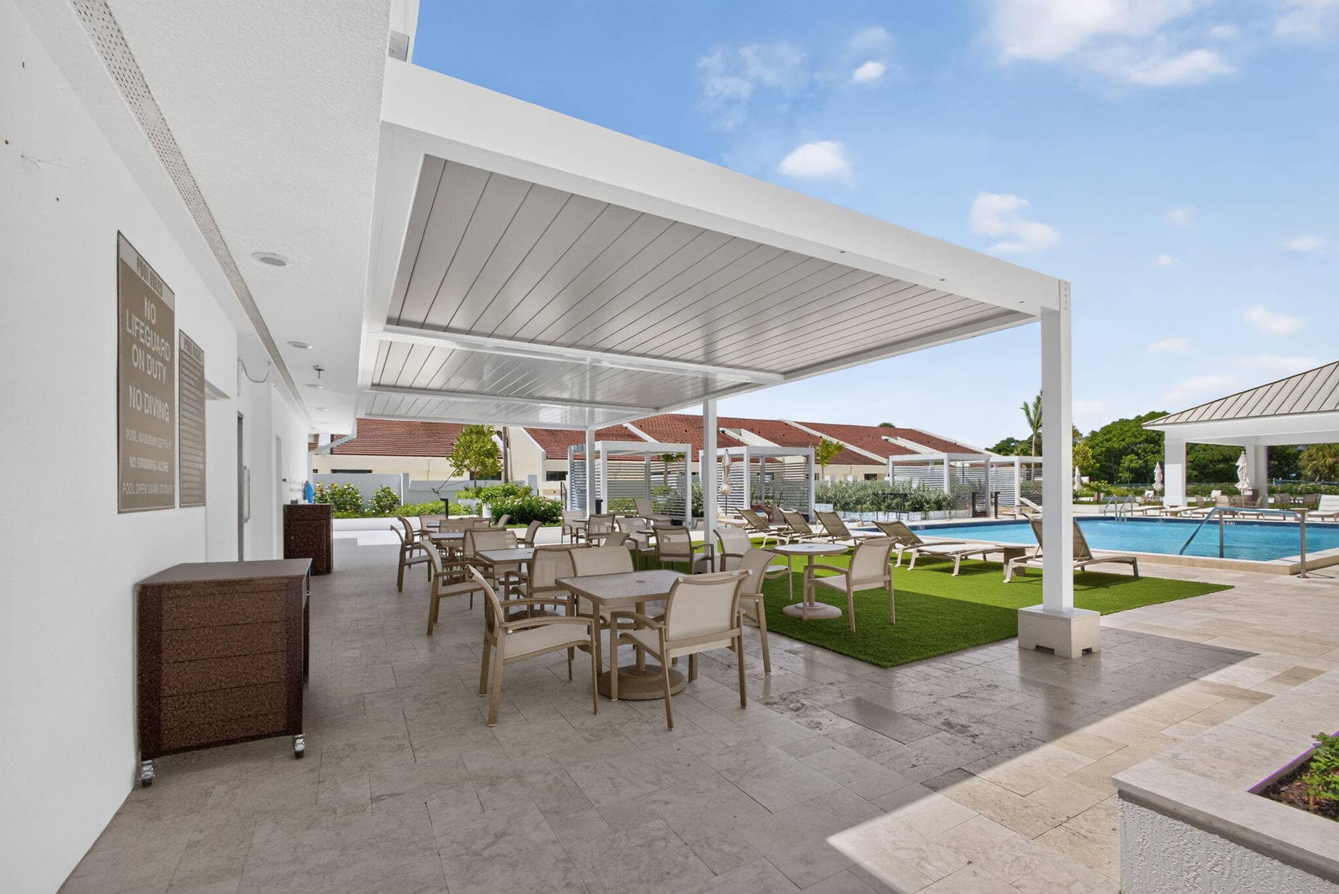 4100 N OCEAN Drive, #1904, Singer Island, FL 33404 Outside Eating