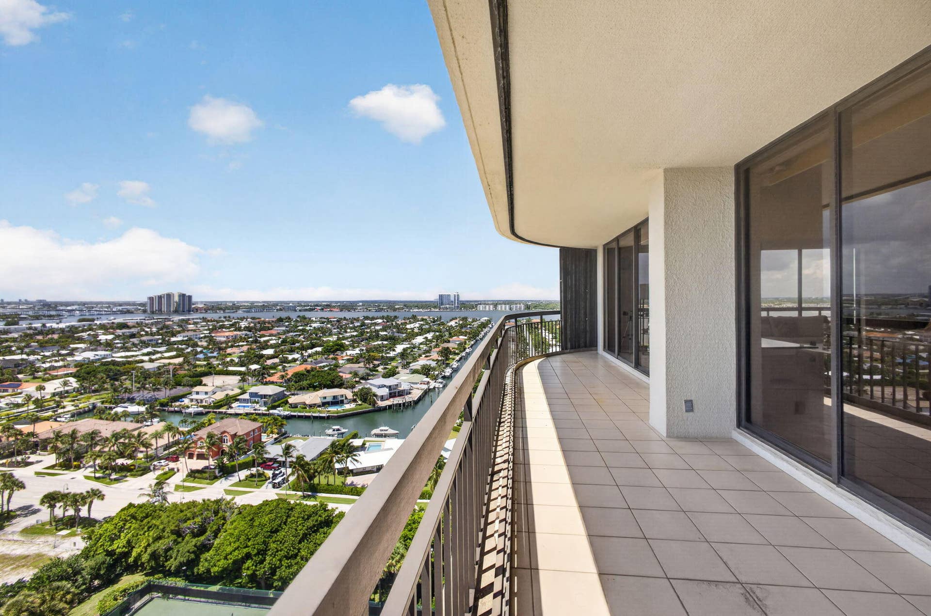 4100 N OCEAN Drive, #1904, Singer Island, FL 33404 47-web-or-mls-5D1A0694