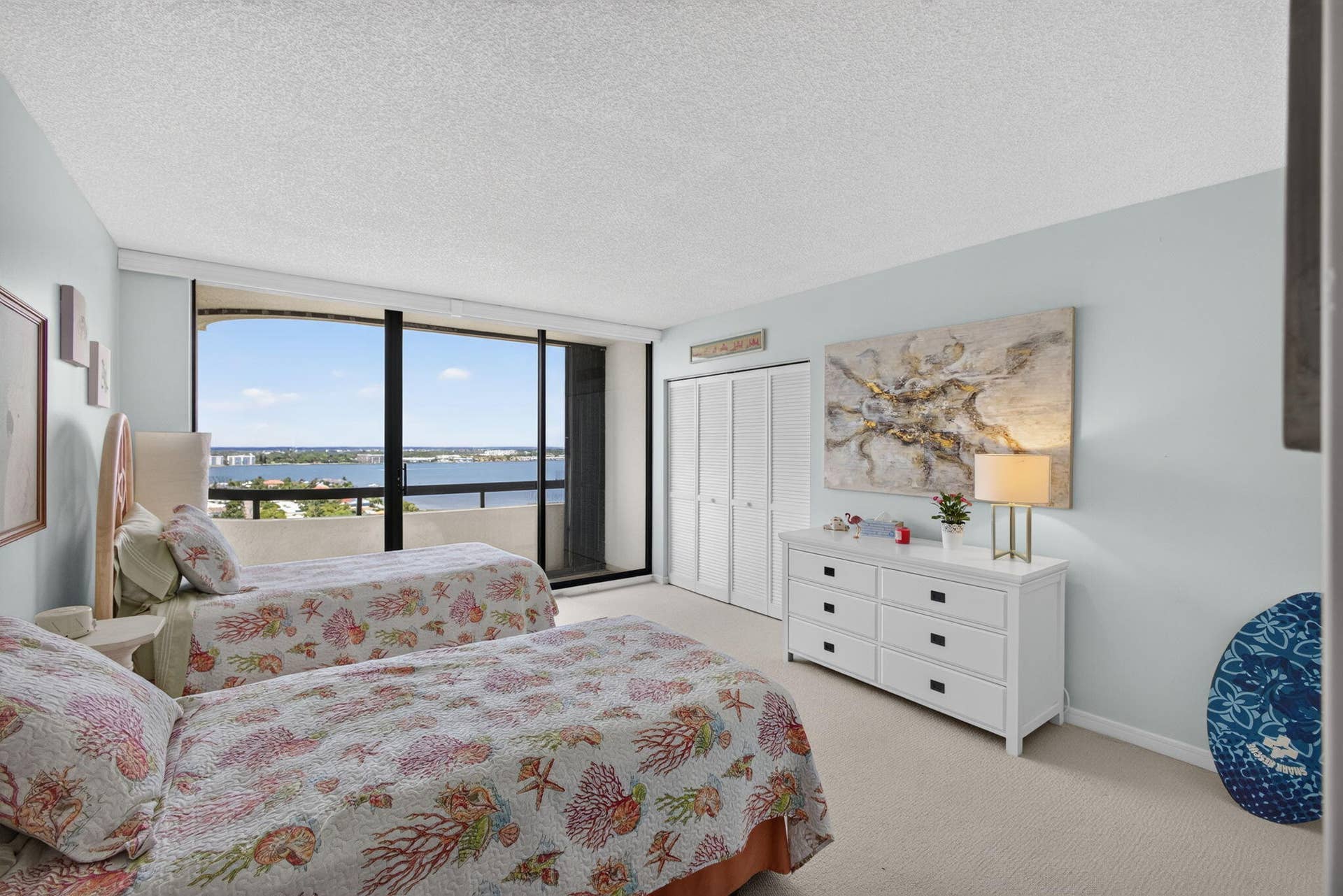 4100 N OCEAN Drive, #1904, Singer Island, FL 33404 Guest Room