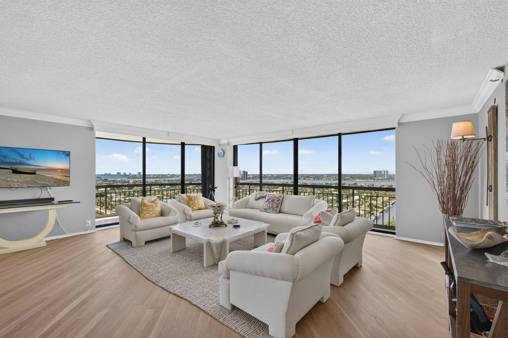 4100 N OCEAN Drive, #1904, Singer Island, FL 33404 4-web-or-mls-5D1A0588