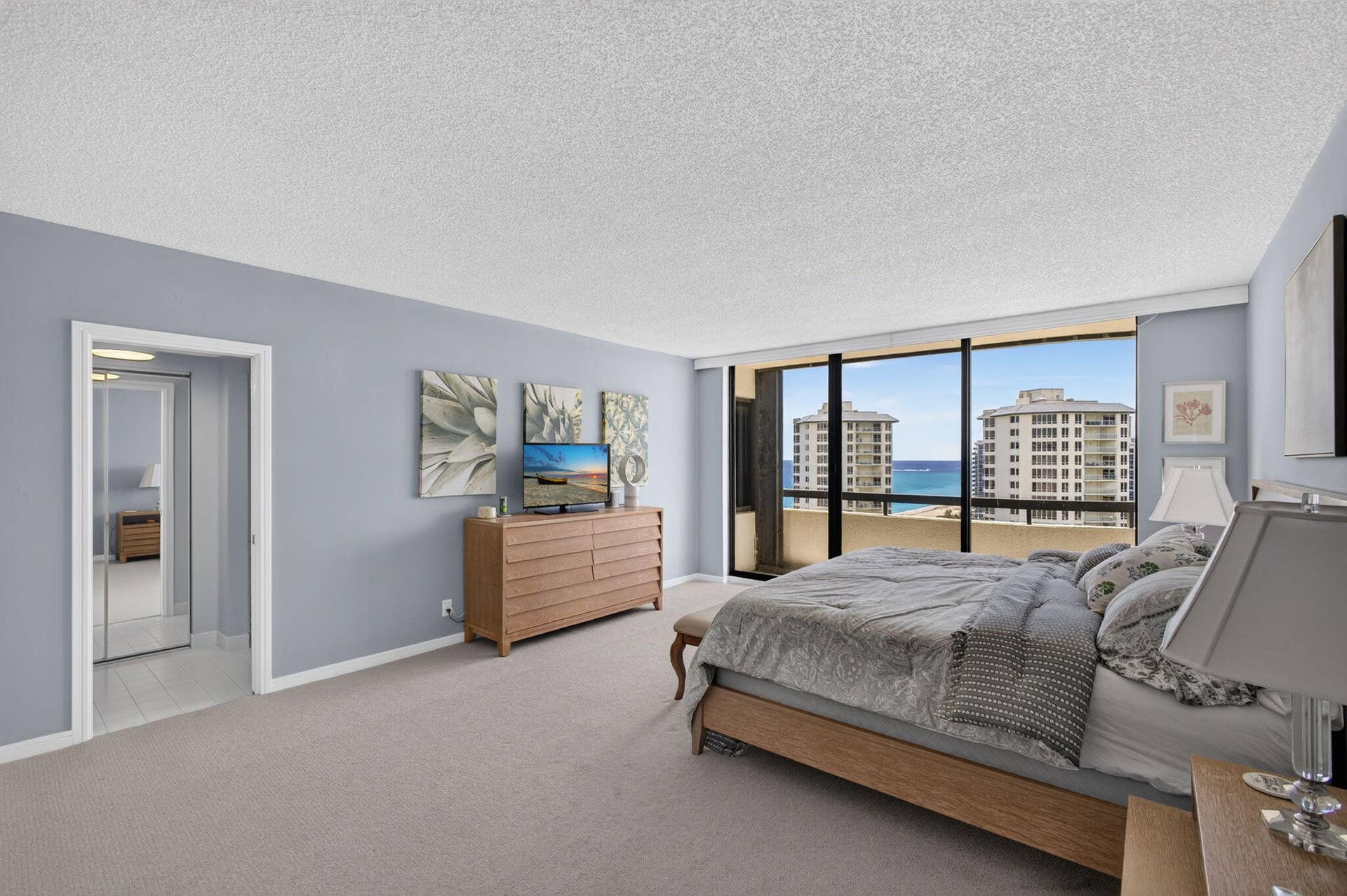 4100 N OCEAN Drive, #1904, Singer Island, FL 33404 Master bedroom