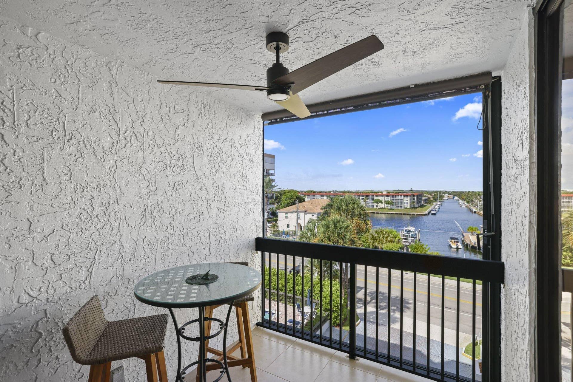 1155 Hillsboro Mile, #402, Hillsboro Beach, FL 33062 1155 Hillsboro Mile 402 - 28.jpg-SMALL