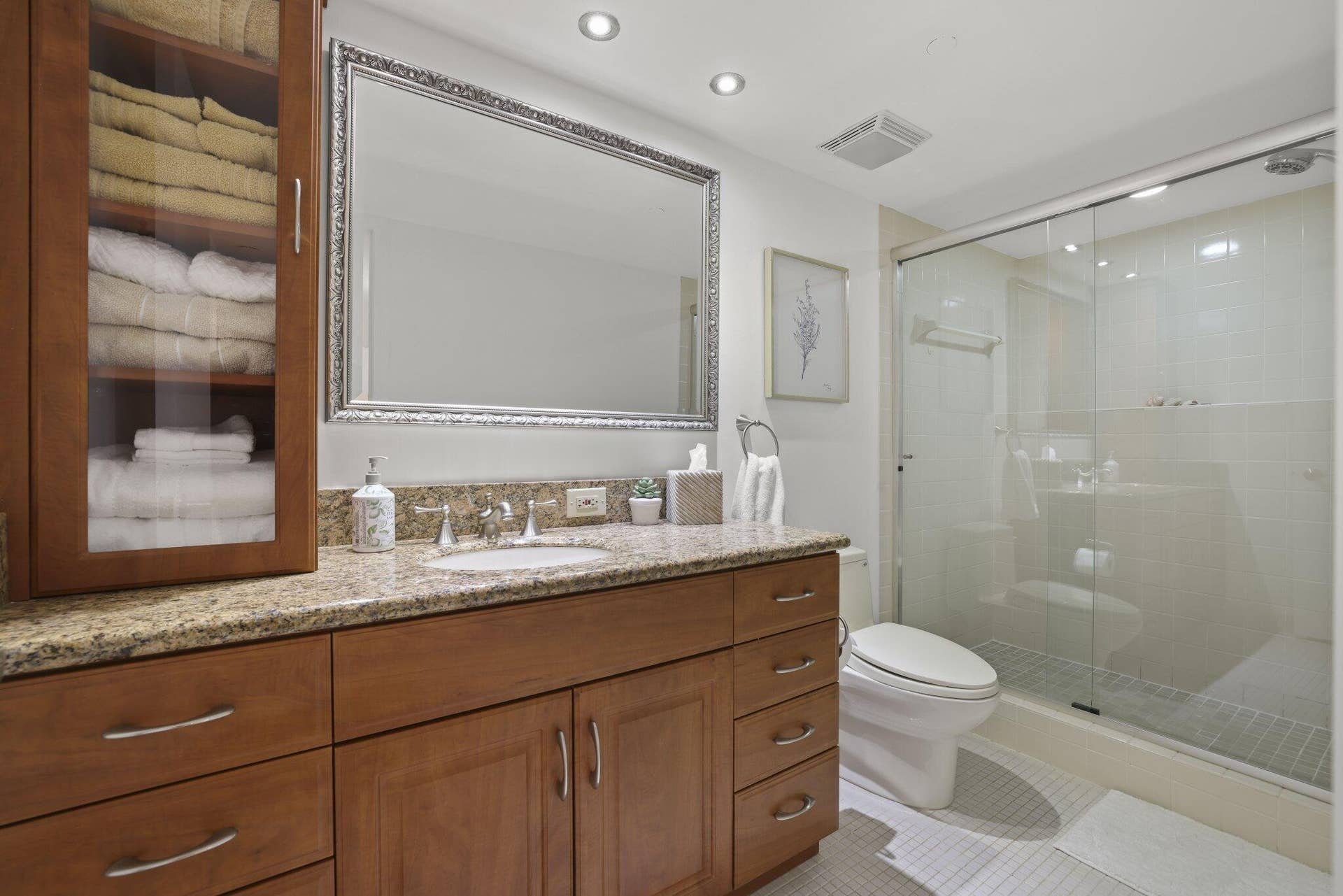 1155 Hillsboro Mile, #402, Hillsboro Beach, FL 33062 1155 Hillsboro Mile 402 - 40.jpg-SMALL