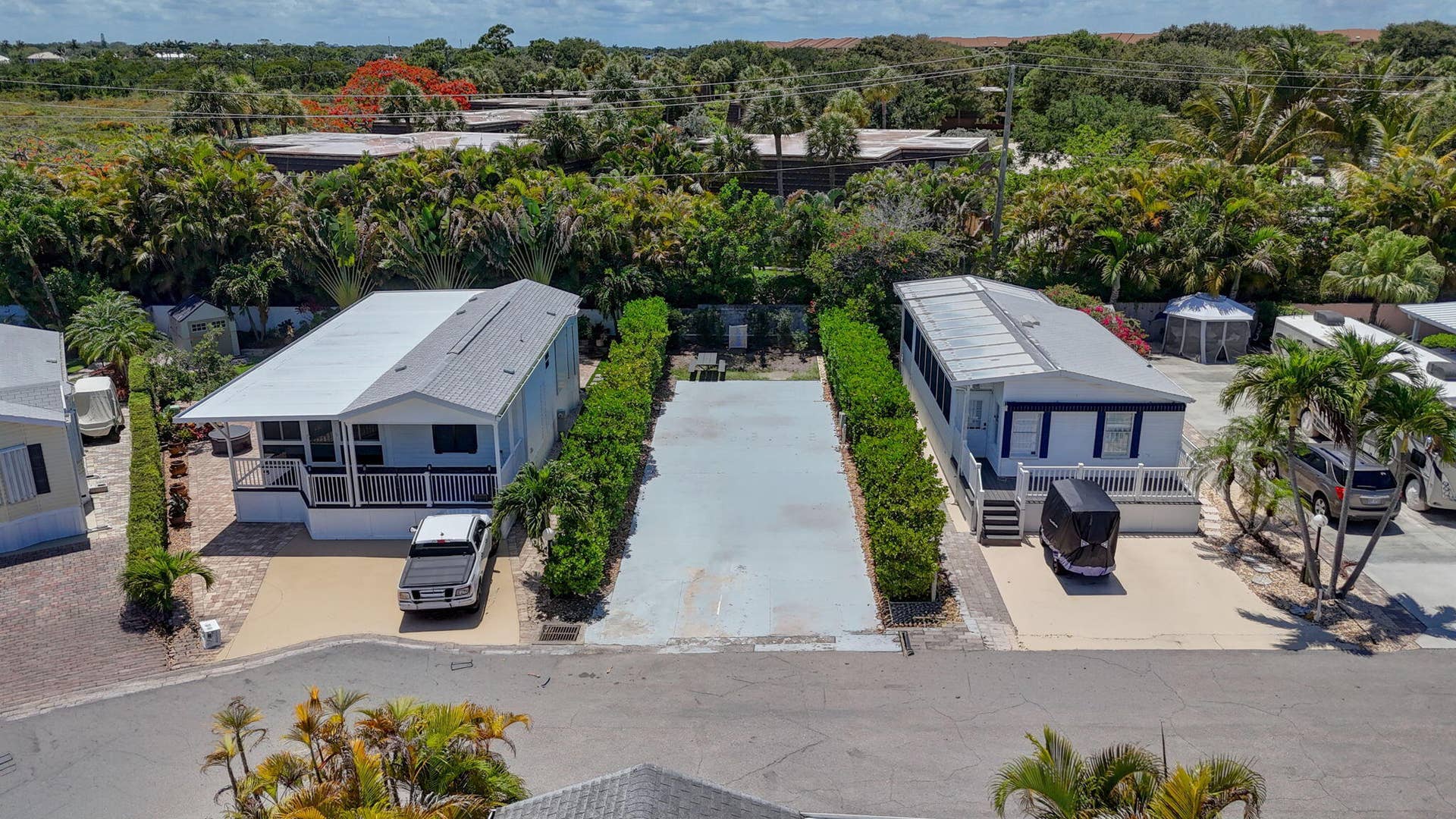 900 JUNO OCEAN Walk, #50, Juno Beach, FL 33408 3-web-or-mls-DJI_20260521021546_0226_D-2