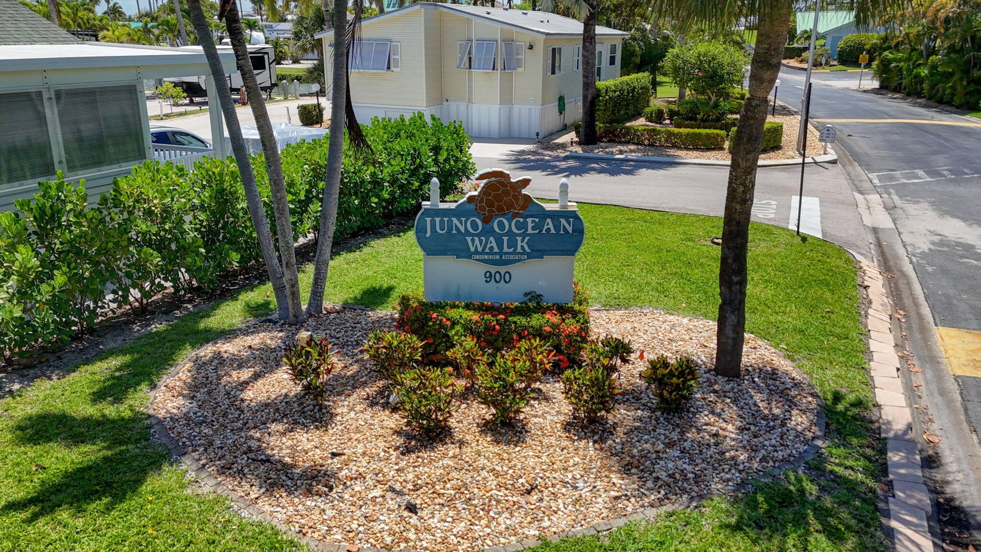 900 JUNO OCEAN Walk, #50, Juno Beach, FL 33408 15-web-or-mls-DJI_20260521021843_0262_D-