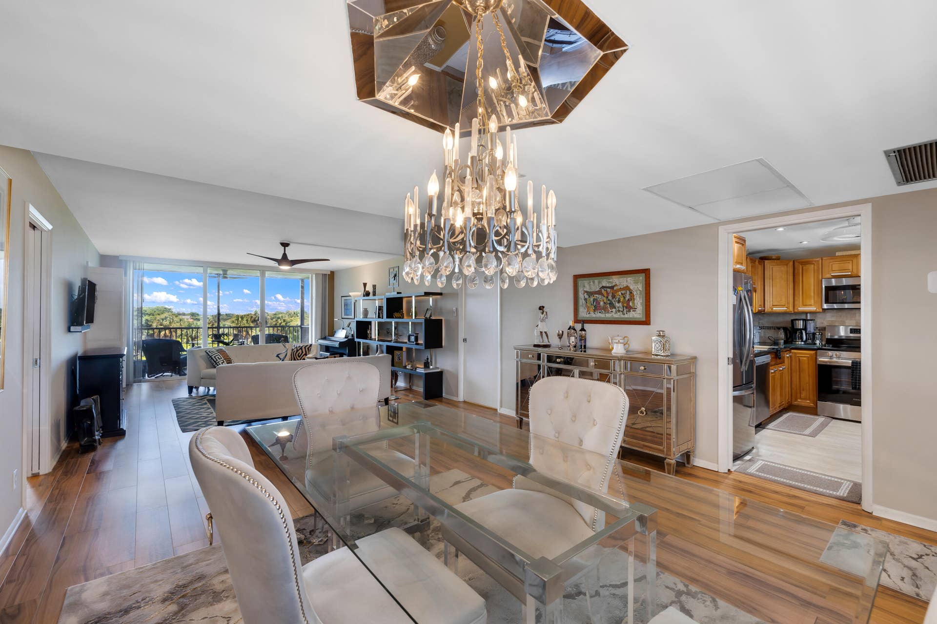 3960 Oaks Clubhouse Drive, #504, Pompano Beach, FL 33069 3960 Oaks Clubhouse Dr-Pompano Beach-Nat