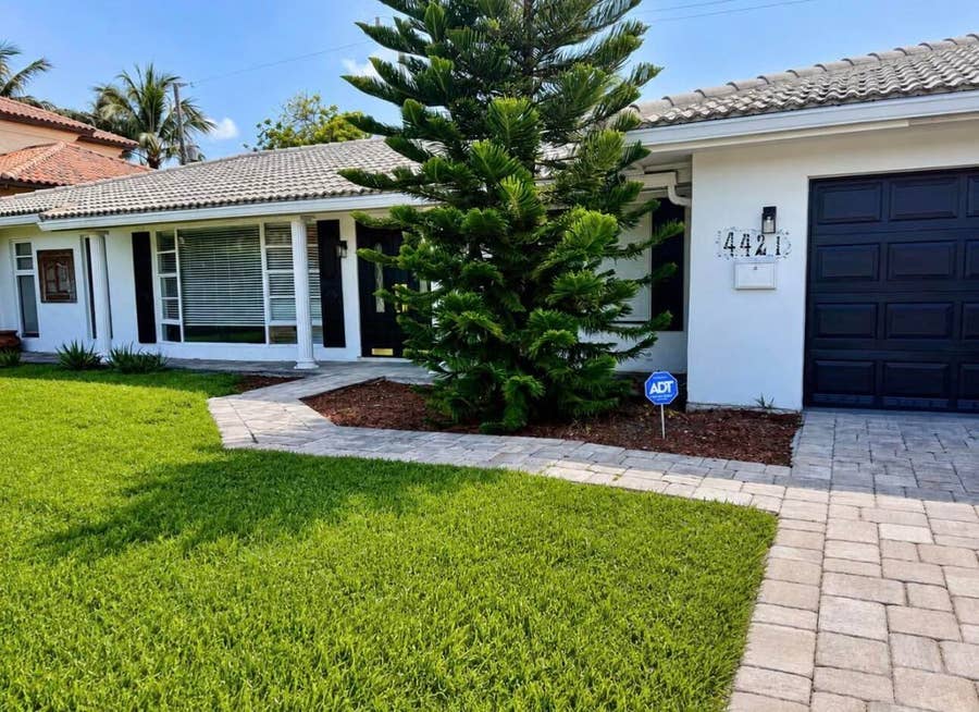 Property photo for 4421 NE 23RD Avenue, Lighthouse Point, FL